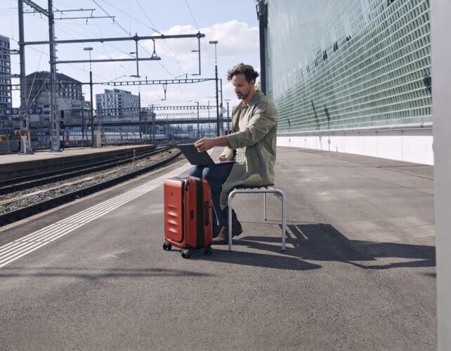 125 Woldwide Anniversary Campaign for Victorinox